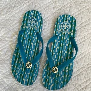 Flip flops